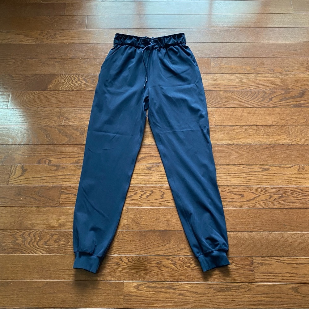 LULULEMON Stretch High-Rise Jogger *Full Length True Navy 4
